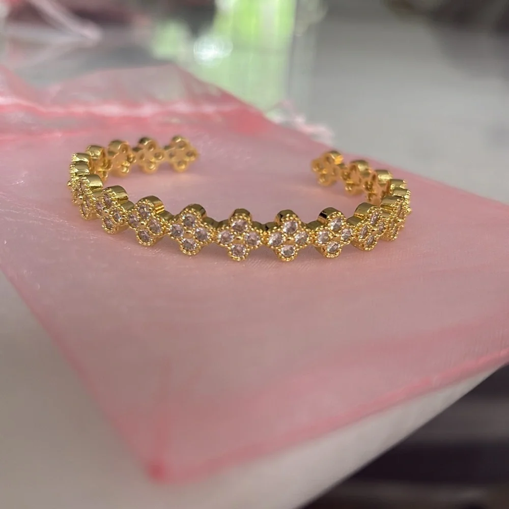 New Clover Bracelet Zircon Stones Hypo allergenic Partial cuff 7”